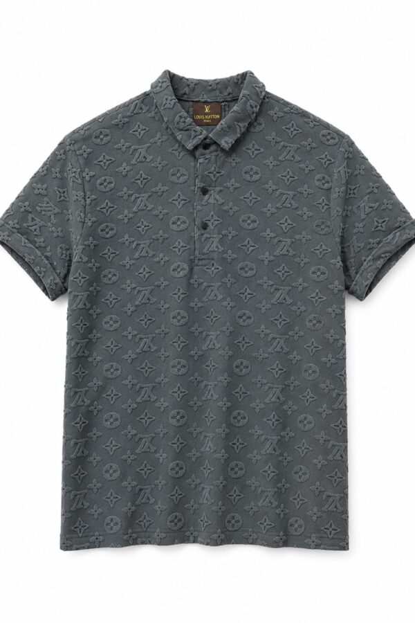 Classic Fit T-Shirt