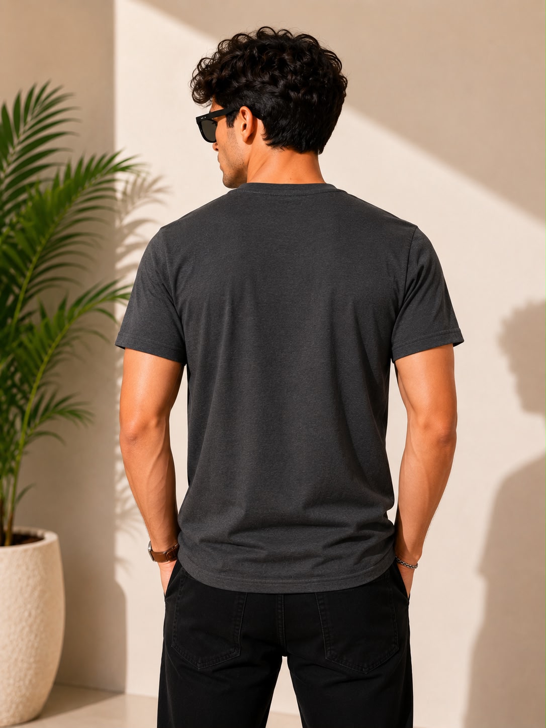 Round T-Shirt - Image 2