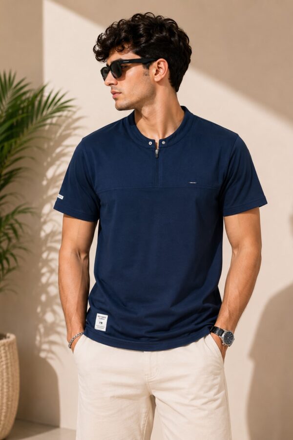 Round T-Shirt