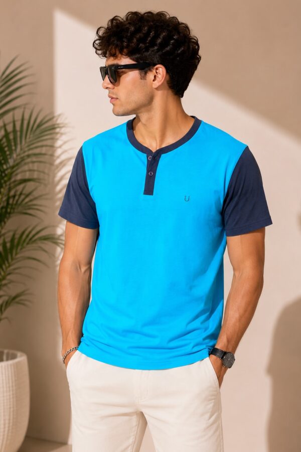 Round T-Shirt