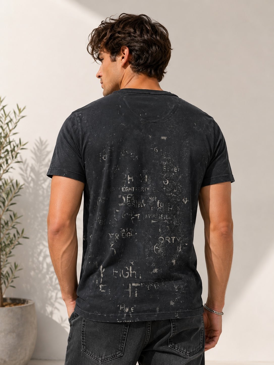 Round T-Shirt - Image 2