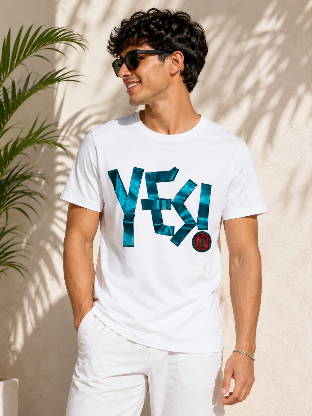 Round T-Shirt