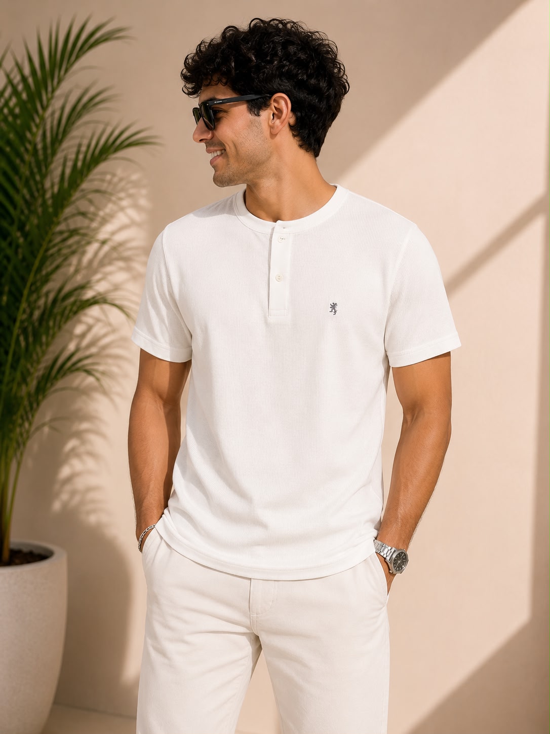 Round T-Shirt