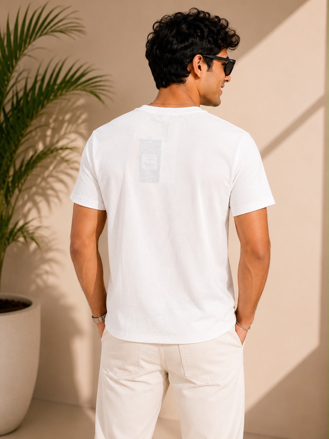 Round T-Shirt - Image 2