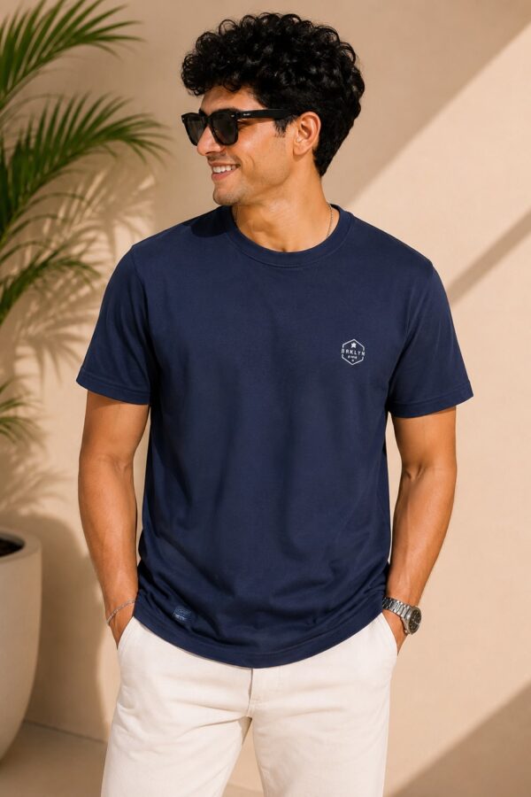 Round T-Shirt